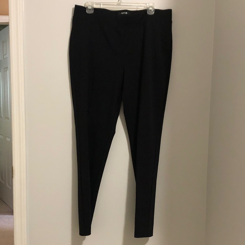 Apt. 9 modern fit Black Skinny Ponte Leggings
